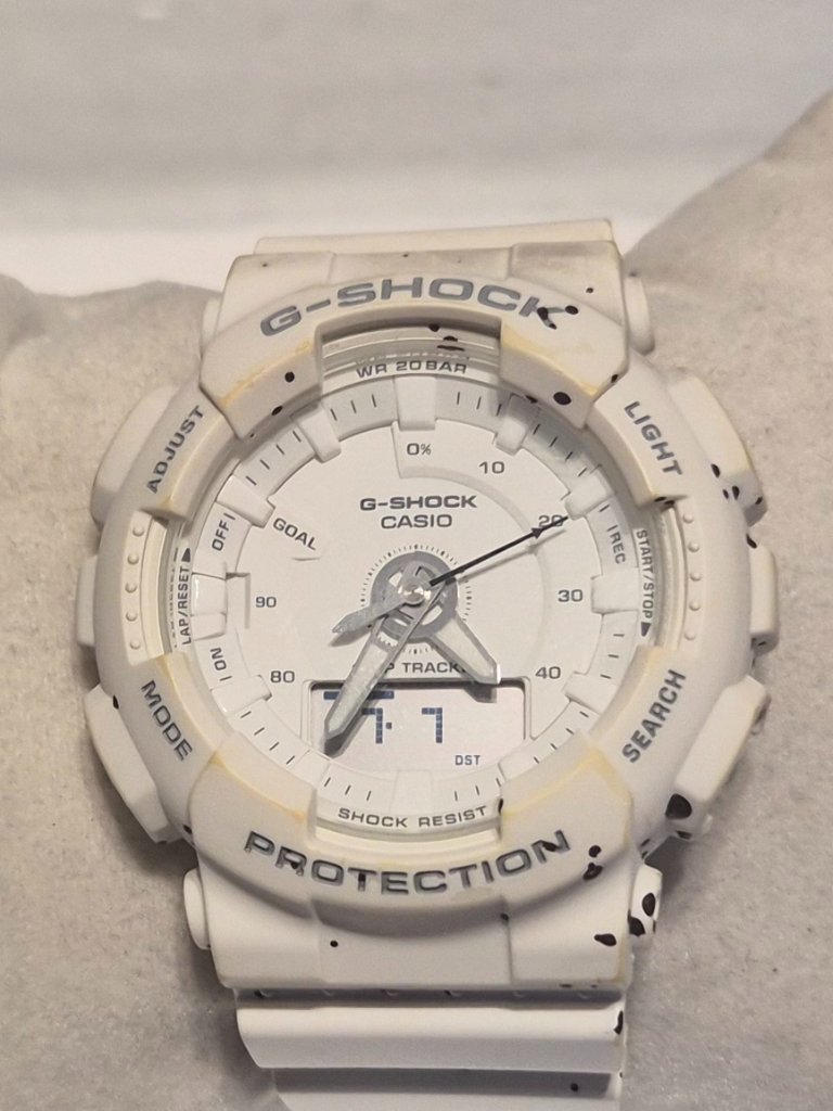 Casio G Shock Step Tracker Matte White